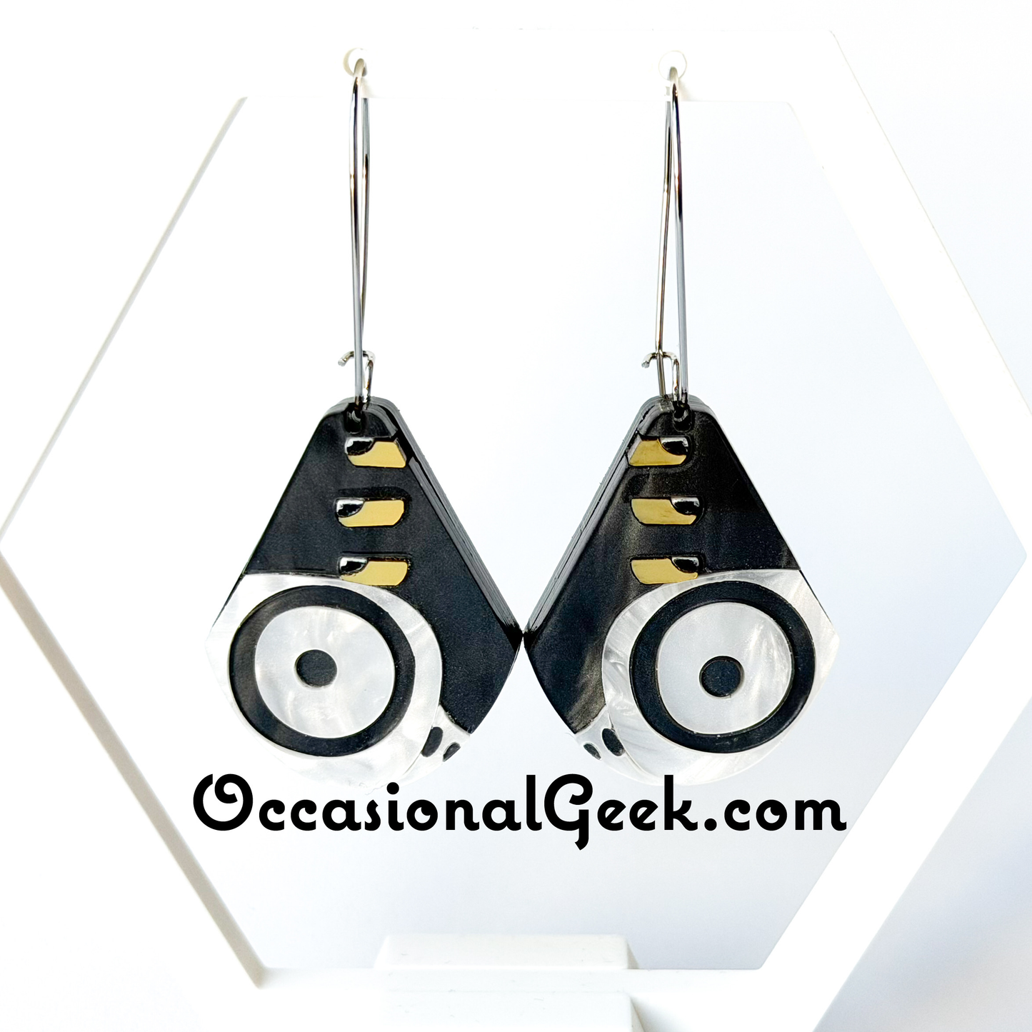 Sussie Dangle Earrings